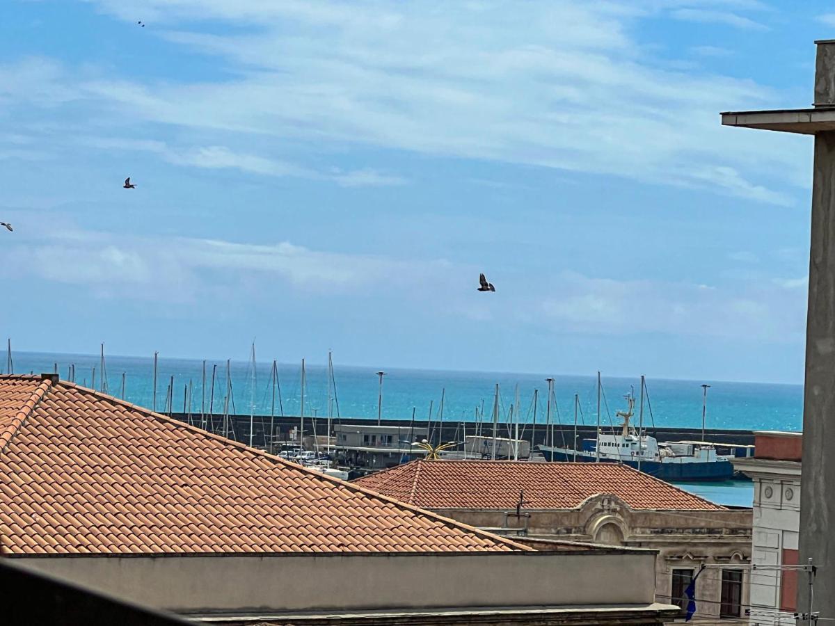 Petit Palais Apartman Catania-Fontanarossai nemzetközi repülőtér Kültér fotó